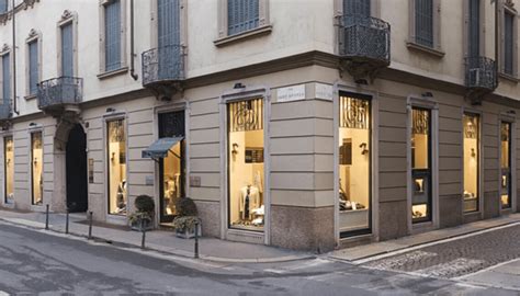 givenchy boutique in barcelona|Via Sant'Andrea .